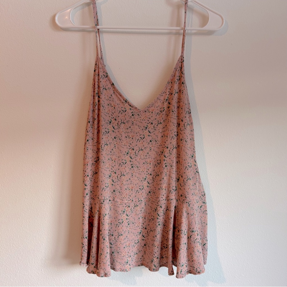 American Eagle AEO pink floral tank top peplum detail